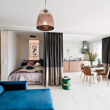 Apartament Marcelin Gold Wes Quality Suite Poznan Exterior foto