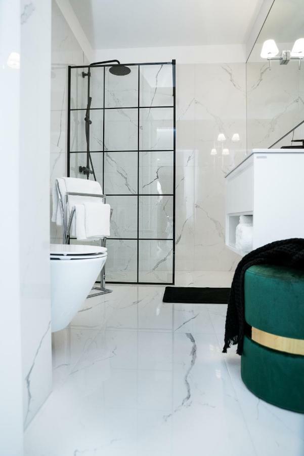 Apartament Marcelin Gold Wes Quality Suite Poznan Exterior foto